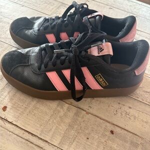 Adidas Court Black and Pink Sneakers